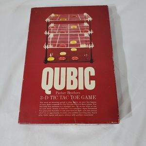 QUBIC 1965 Parker Brothers Game 3D Tic Tac Toe